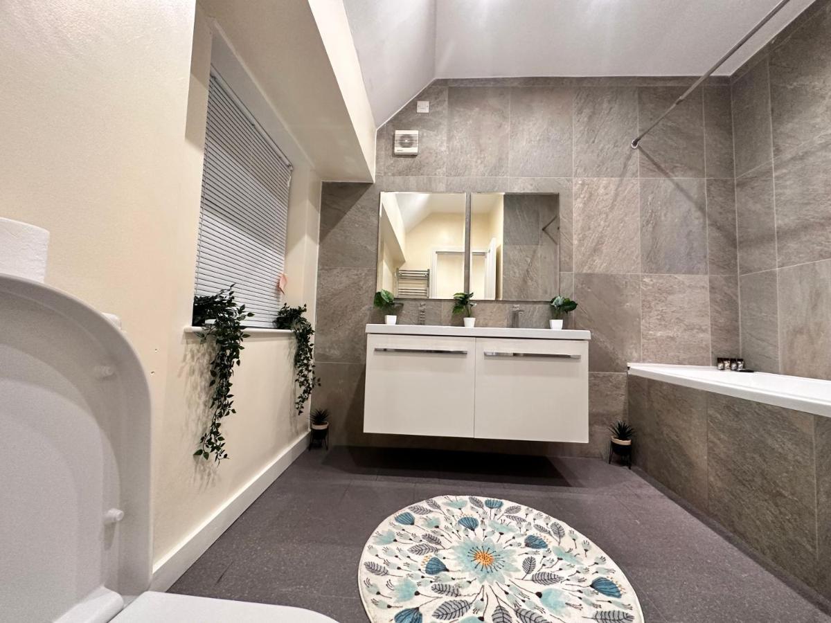 Appartamento Marylebone 5-bedroom, 4 Baths Private Family Londra